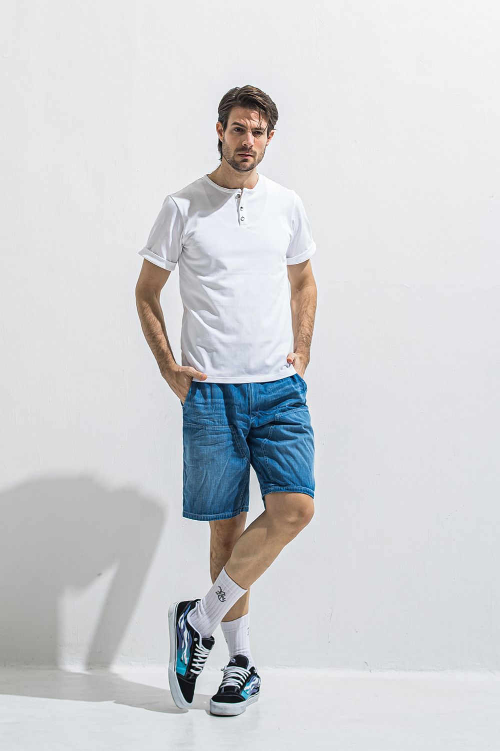 DOUBLE KNEE SHORTS / ダブルニー ショーツ