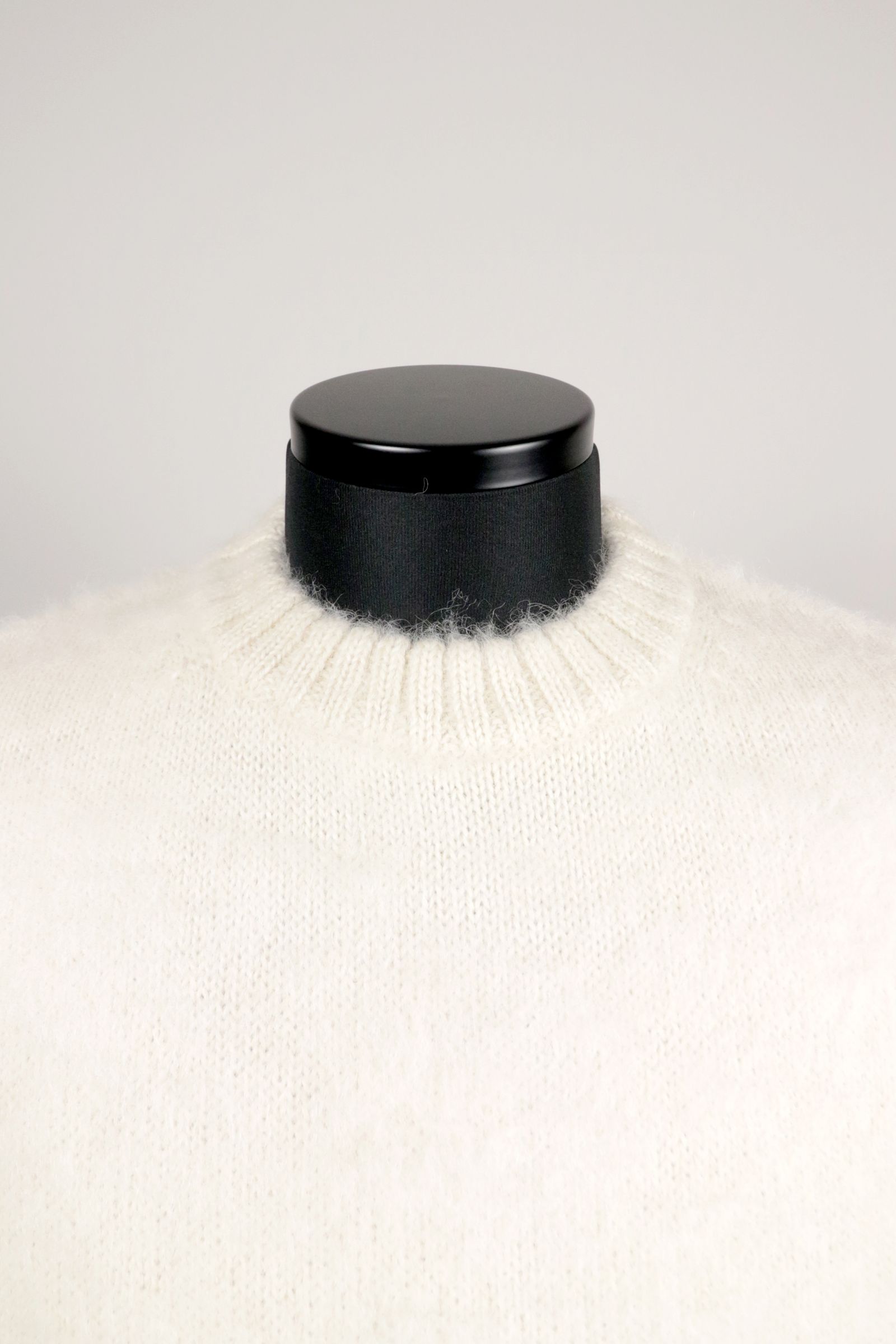 FINE ALPACA CREW NECK JUMPER /  ファインアルパカ クルーネック ジャンパー