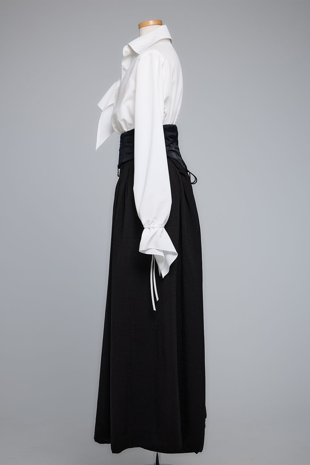 Drape Slacks / ドレープ スラックス