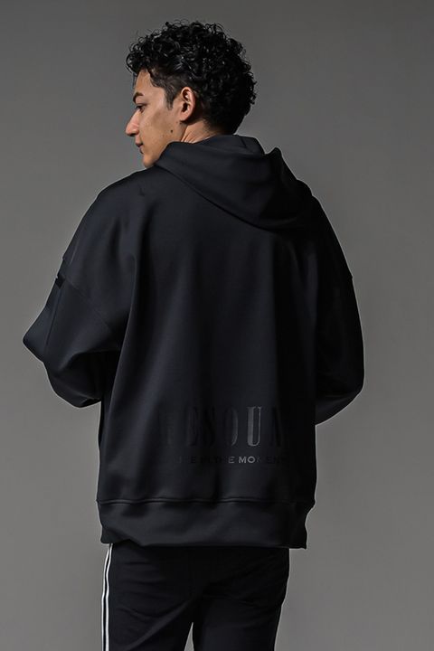 RESOUND CLOTHINGからダンボールジャージ素材のパーカが入荷！&おすすめのコーディネートをご紹介いたします。