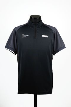 HALF ZIP COLLAR LESS / ハーフジップ カラーレス