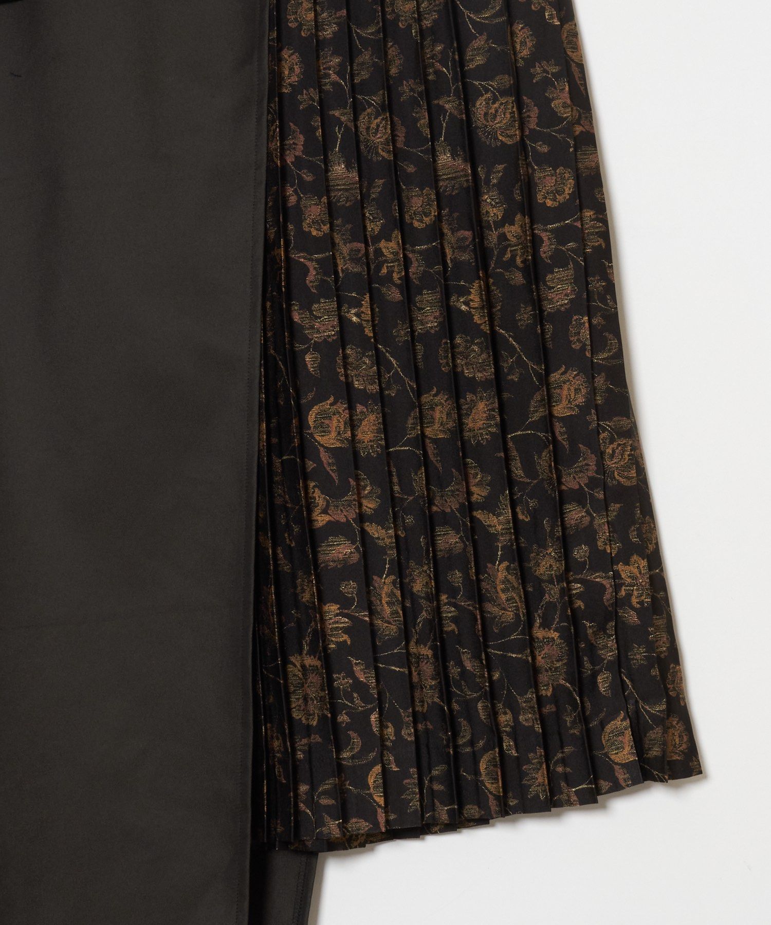Pleats belted skirt / プリーツ ベルテッド スカート