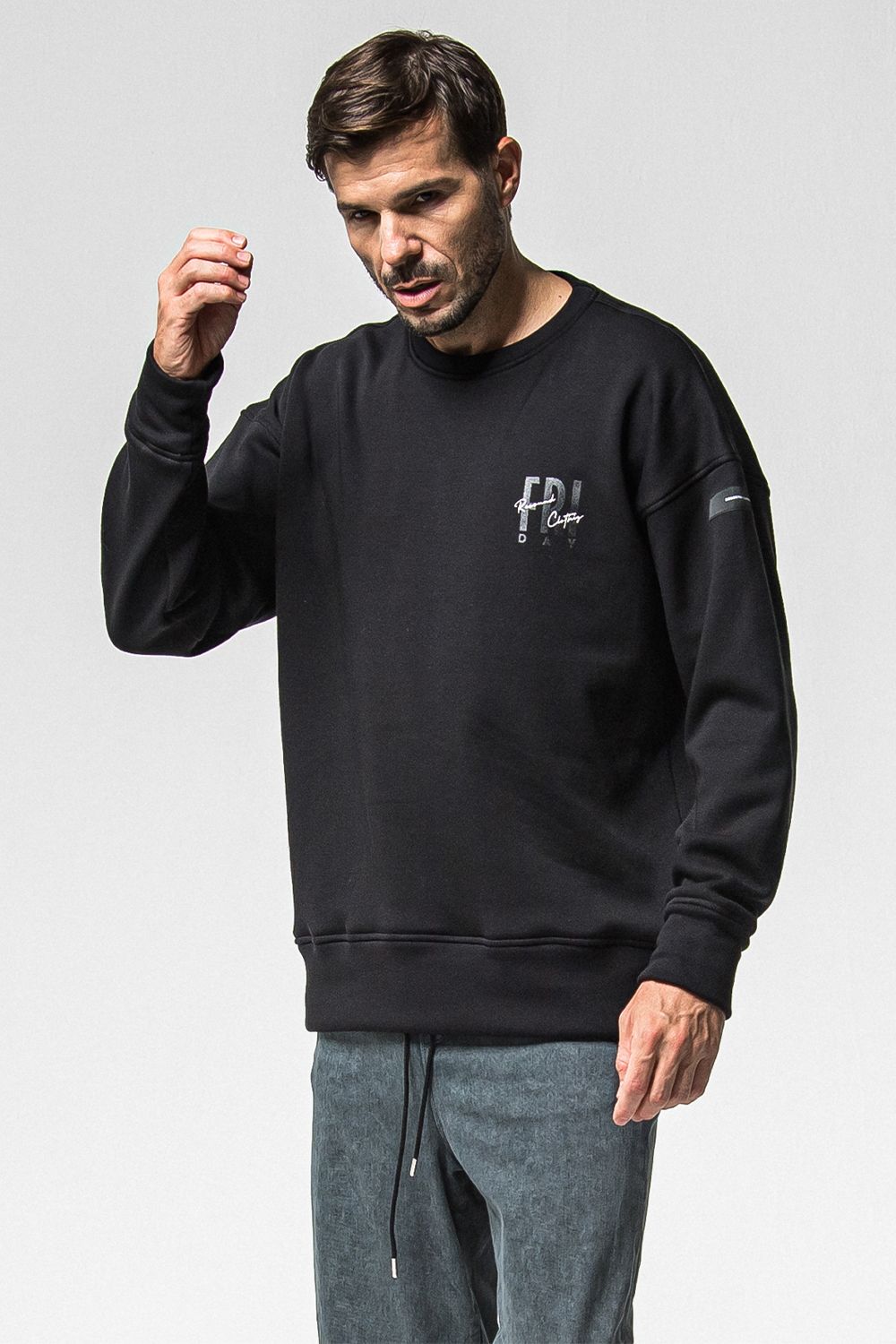 FRIDAY STANDARD LOGO VELOURS FLEECE TRINER / FRIDAYコラボ スタンダードロゴ 裏ベロアフリーストレーナー