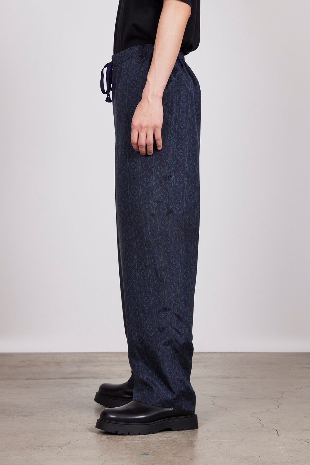 パンツ marka 24ss SILK PANTS HABUTAE SILK Y1srexzK3Nxi.jpg?width=768