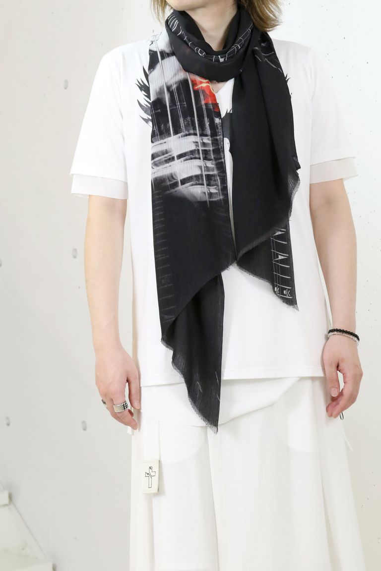 173cm 63kg FREEサイズ着用