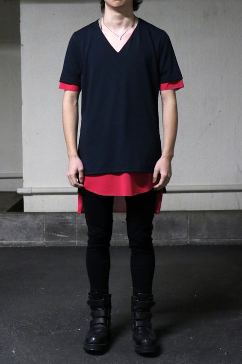 kiryuyrikのレイヤードTシャツとTHE ONENESSのご予約受付中のロングジャケットスタイル