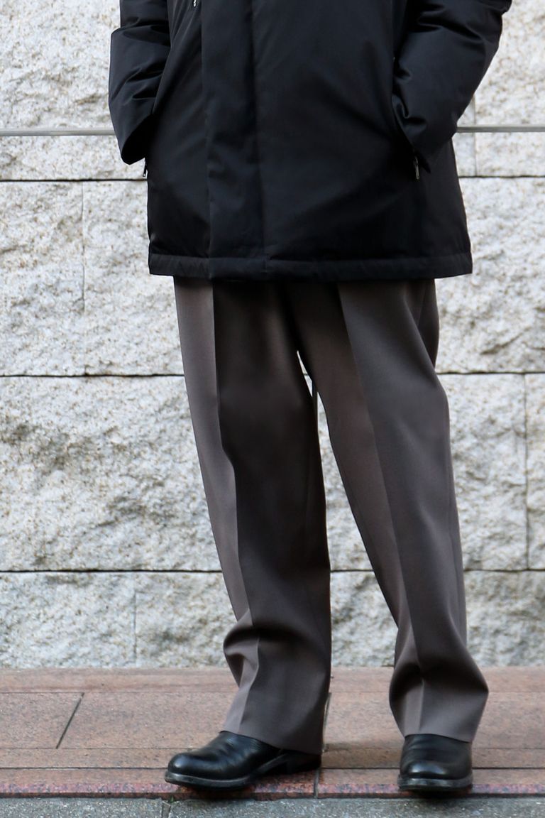 junhashimoto / BACK "GOMU" 1 TUCK PANTS