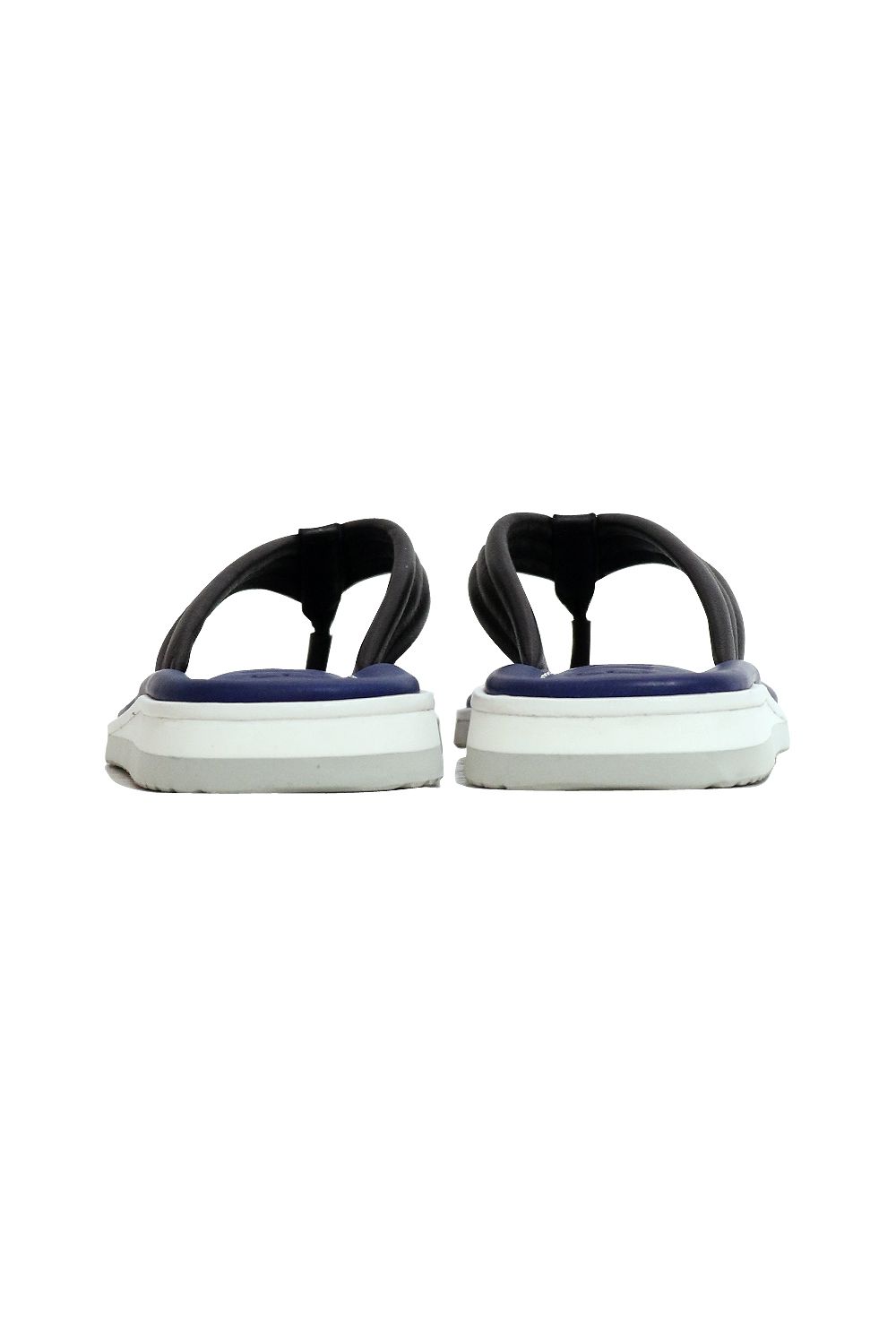 Voluminous tong sandals / ボリューミナス トング サンダル