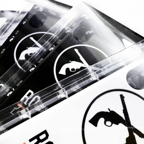 常に肌身離さず携帯するアイテムをドレスアップ♪ and more...