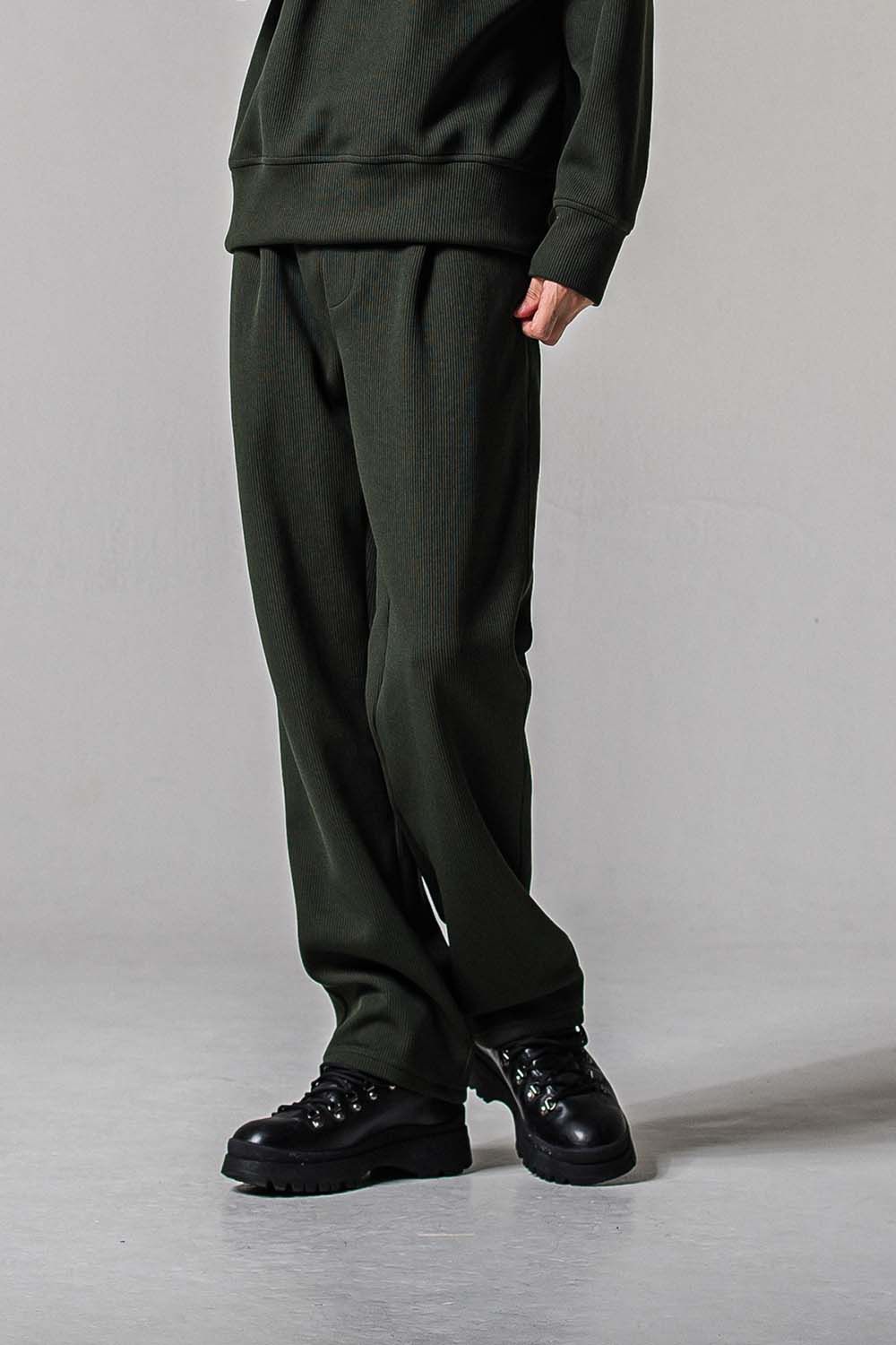 AZE WIDE TUCK PANTS / 畔編み ワイドタックパンツ