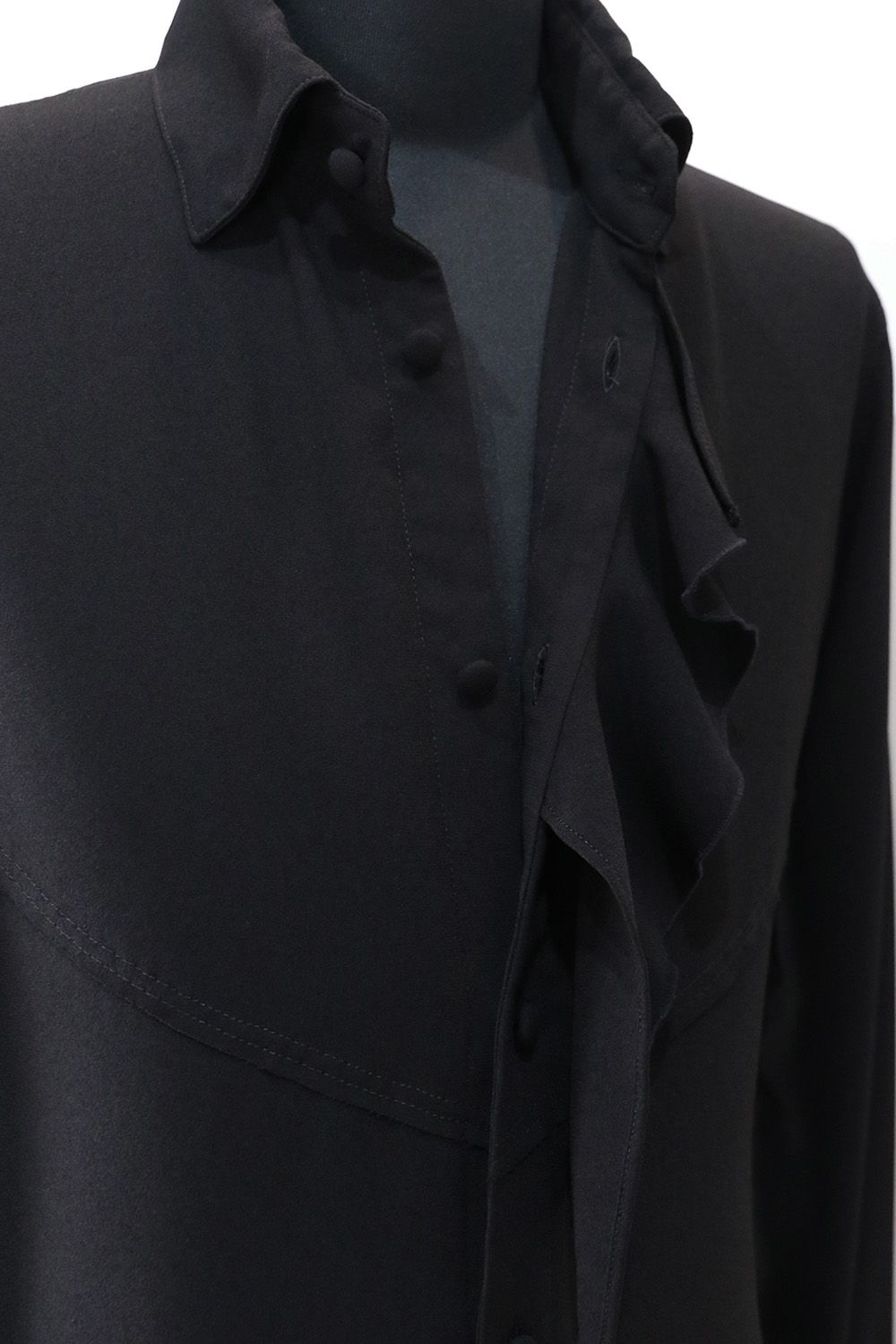 Crape Lace Up Single Frill Shirts / クレープ レースアップ シングル フリルシャツ