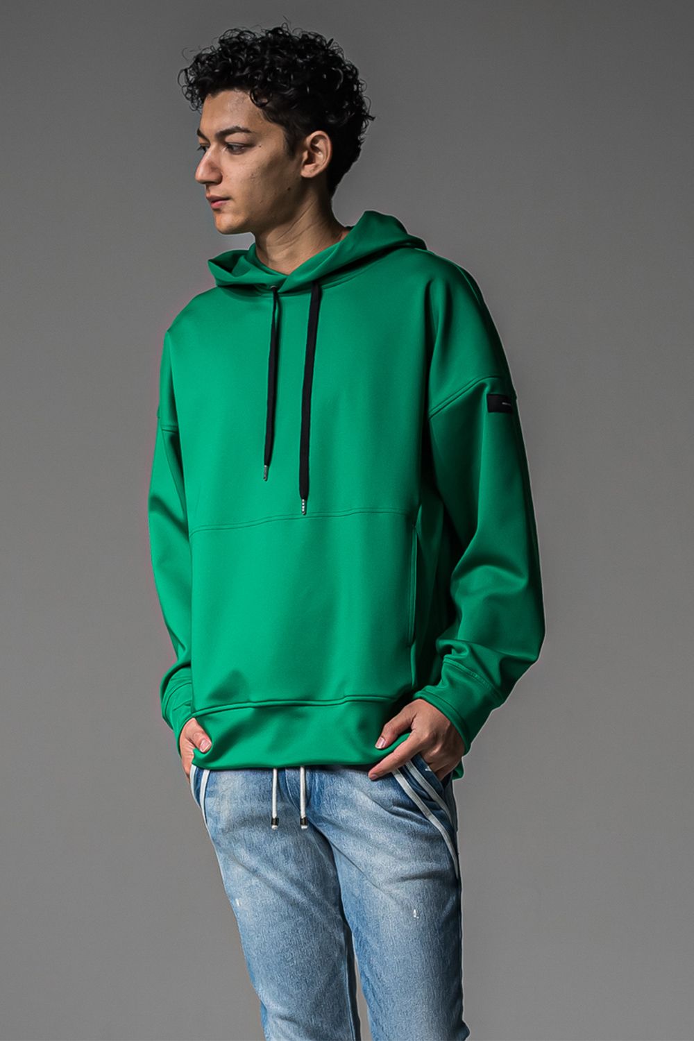 BACK ID LOOSE HOODIE / バックロゴ ルーズフーディー