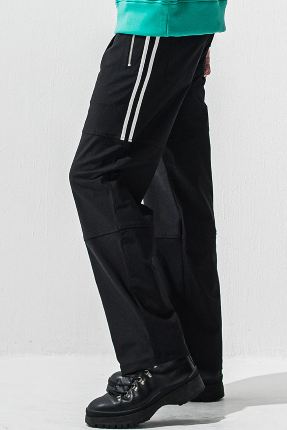 JOHNSON LINE HEAT WIDE TUCK PANTS / ジョンソン ヒート ワイドタックパンツ