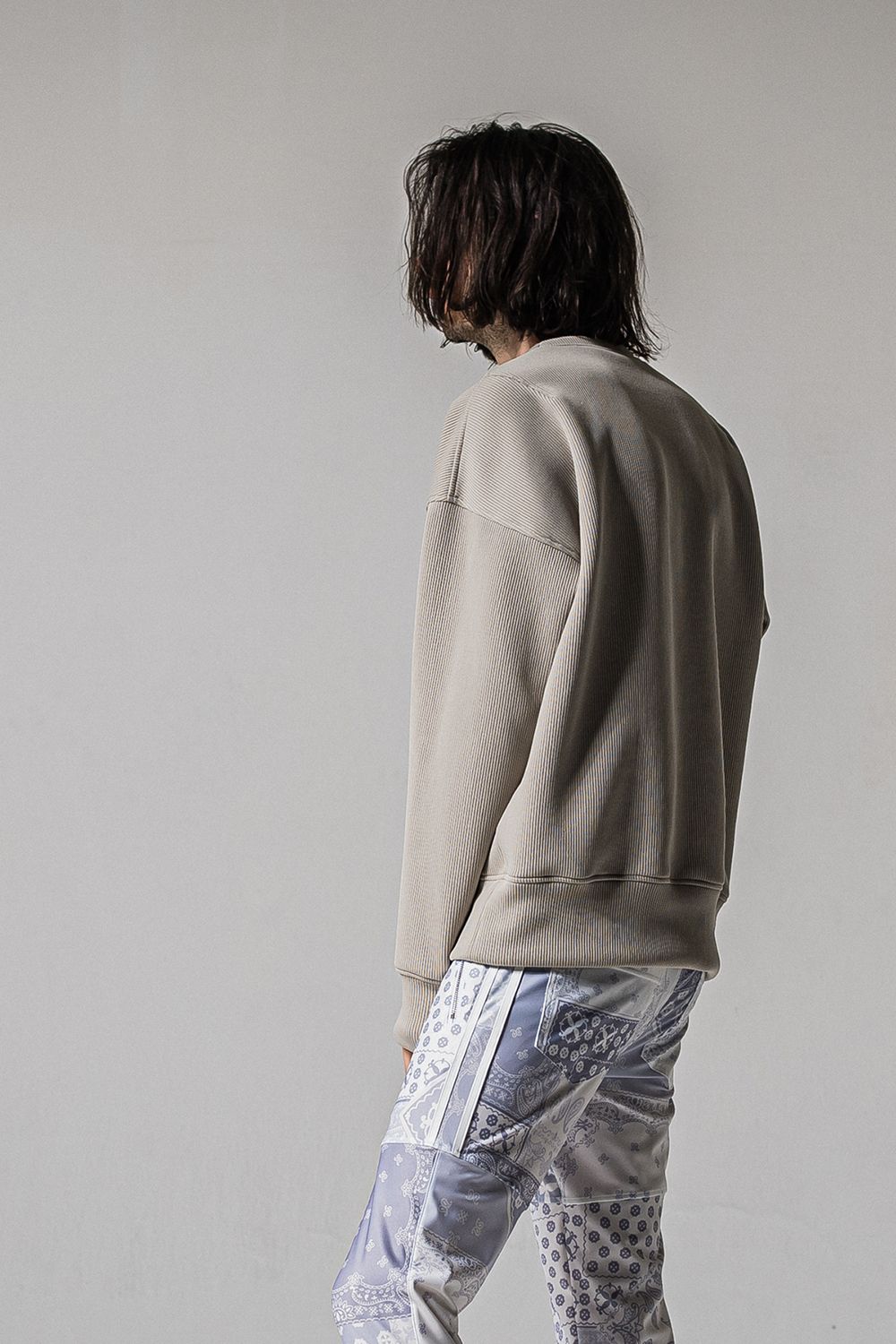 AZE MILITARY DROP TRAINER / 畔編み ミリタリー ドロップ トレーナー