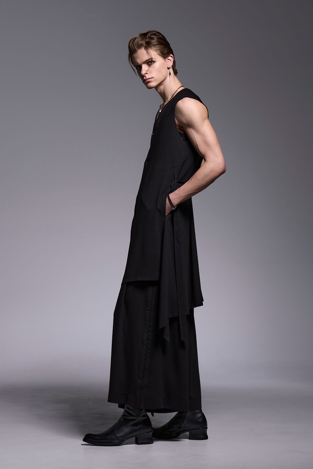 Crape Sharring Wide Tuck Slacks / クレープ シャーリング ワイドタックスラックス