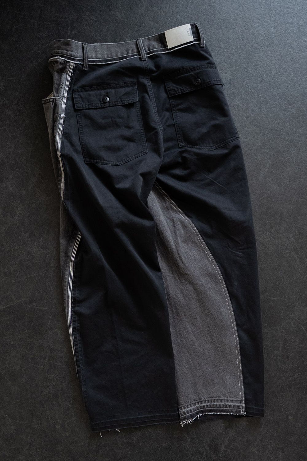 WRAP SEAM LOOSE FIT / ラップ シーム ルーズ フィット リメイク デニム バレルパンツ