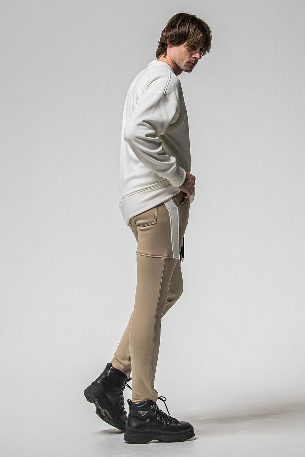 FRIDAY STANDARD LOGO VELOURS FLEECE TRINER / FRIDAYコラボ スタンダードロゴ 裏ベロアフリーストレーナー