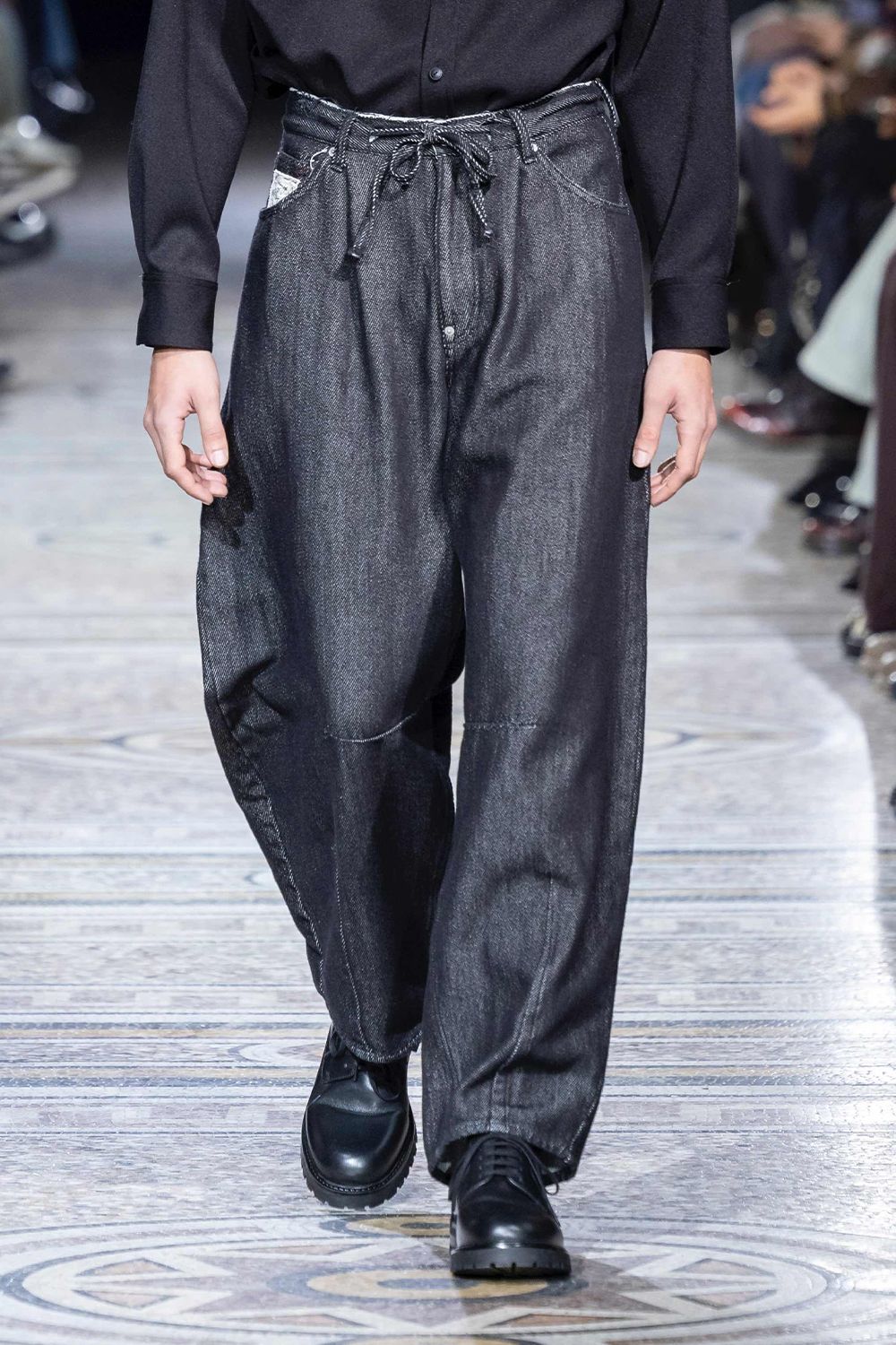 Loose twist yarn denim barrel PT / ルーズ ツイスト ヤーン デニム バレル パンツ