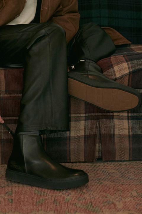 Back zip sneaker boots / バックジップ スニーカーブーツ