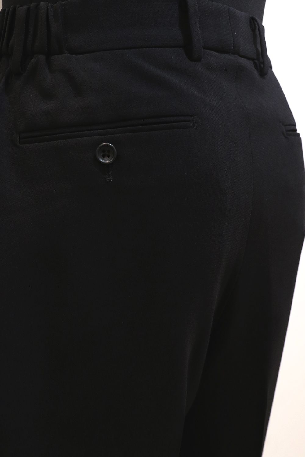 MELANGE TWILL SHIRRING TROUSERS / メランジ ツイル シャーリング トラウザーズ