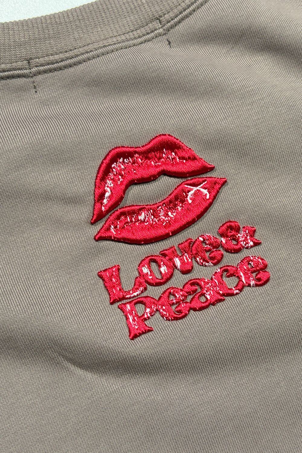 ACTIVE SWEAT LIP/EMB / アクティブ 裏毛 トレーナー LOVE&PEACE エンブロイダリー