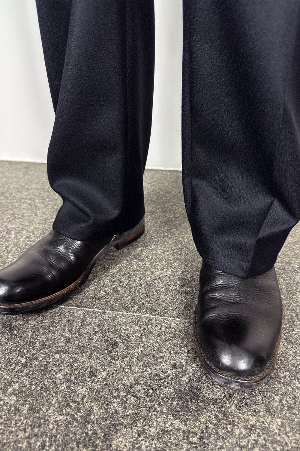 Code embroidery trousers / コード エンブロイダリー トラウザーズ