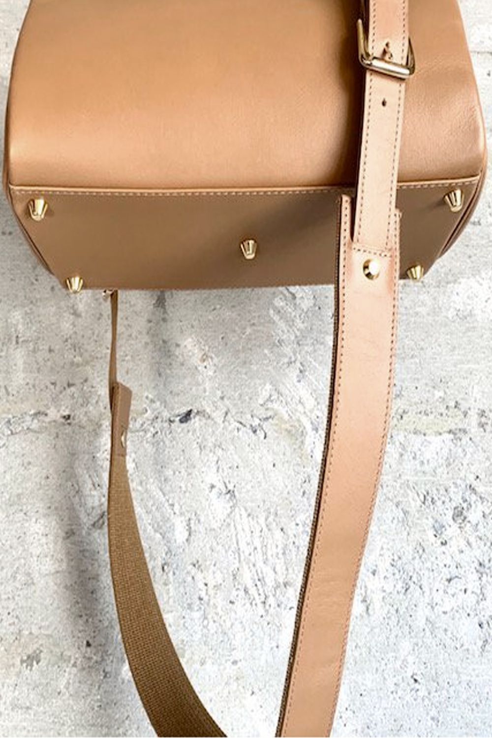 M.U.L. - TOTE(SS) BLACK × GOLD METAL - SMOOTH LEATHER | laid M.U.L. - TOTE(SS) BLACK × GOLD METAL - SMOOTH LEATHER | laid