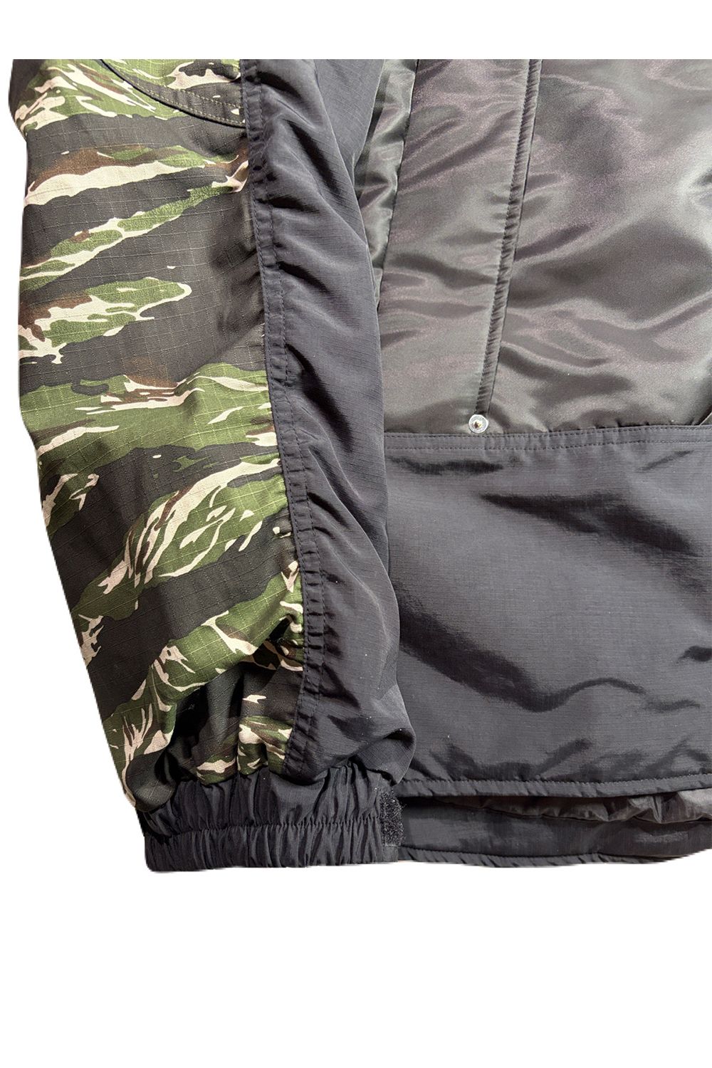 roarguns × WILD THINGS EMB / ロアーガンズ × ワイルドシングス ンブロイダリー