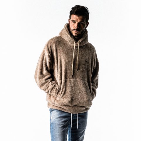 RESOUND CLOTHING×laid-backの別注パーカ、ボアパイル素材があたたかくて最高の着心地、これからの時期に男女共に好評中！