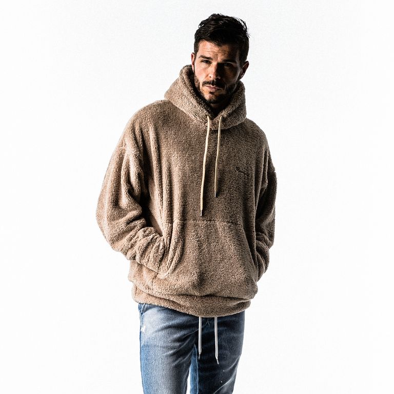 RESOUND CLOTHING×laid-backの別注パーカ、ボアパイル素材があたたかくて最高の着心地、これからの時期に男女共に好評中！