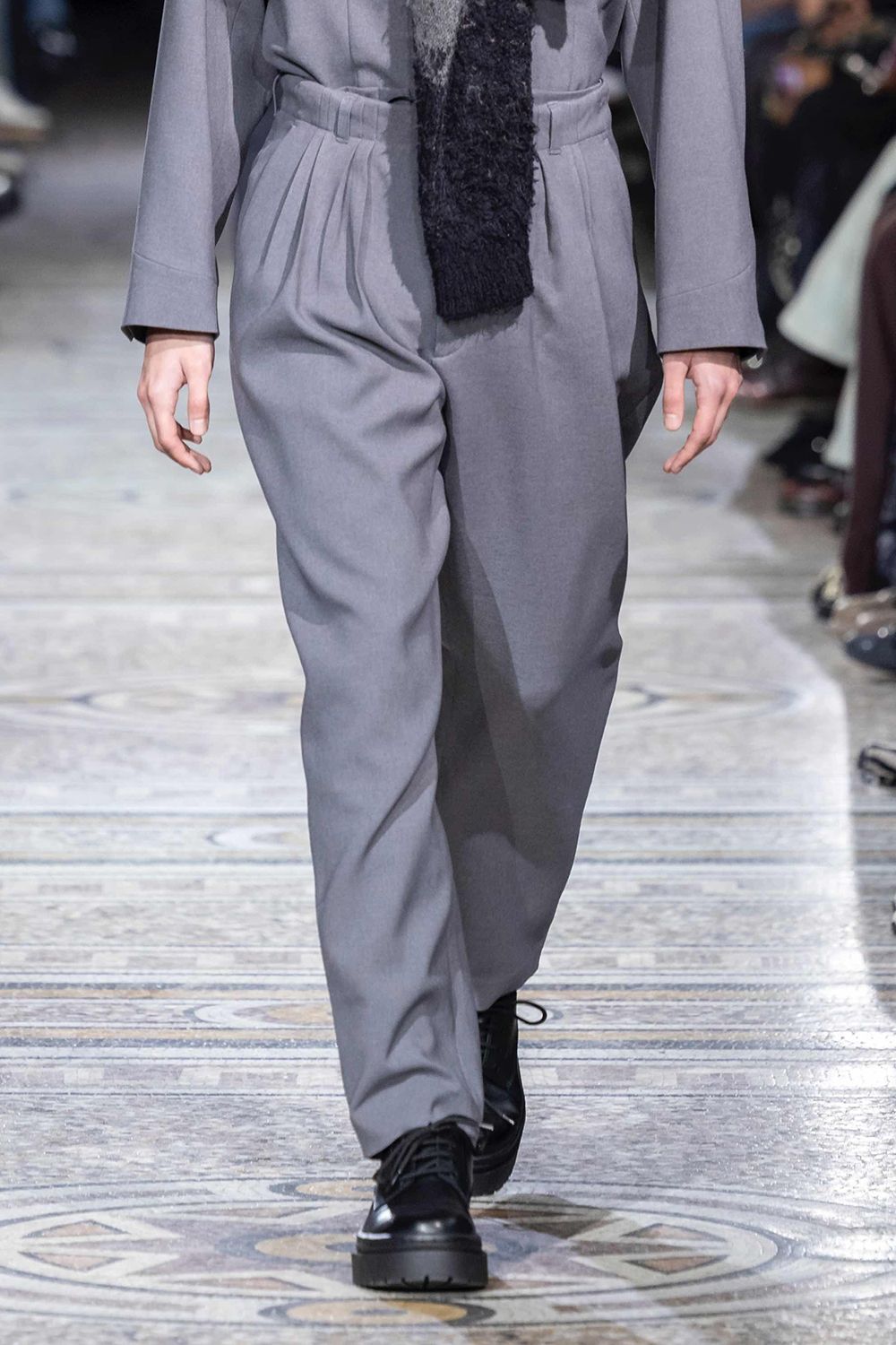 Double cross 4 tuck trousers / ダブル クロス 4タック トラウザーズ