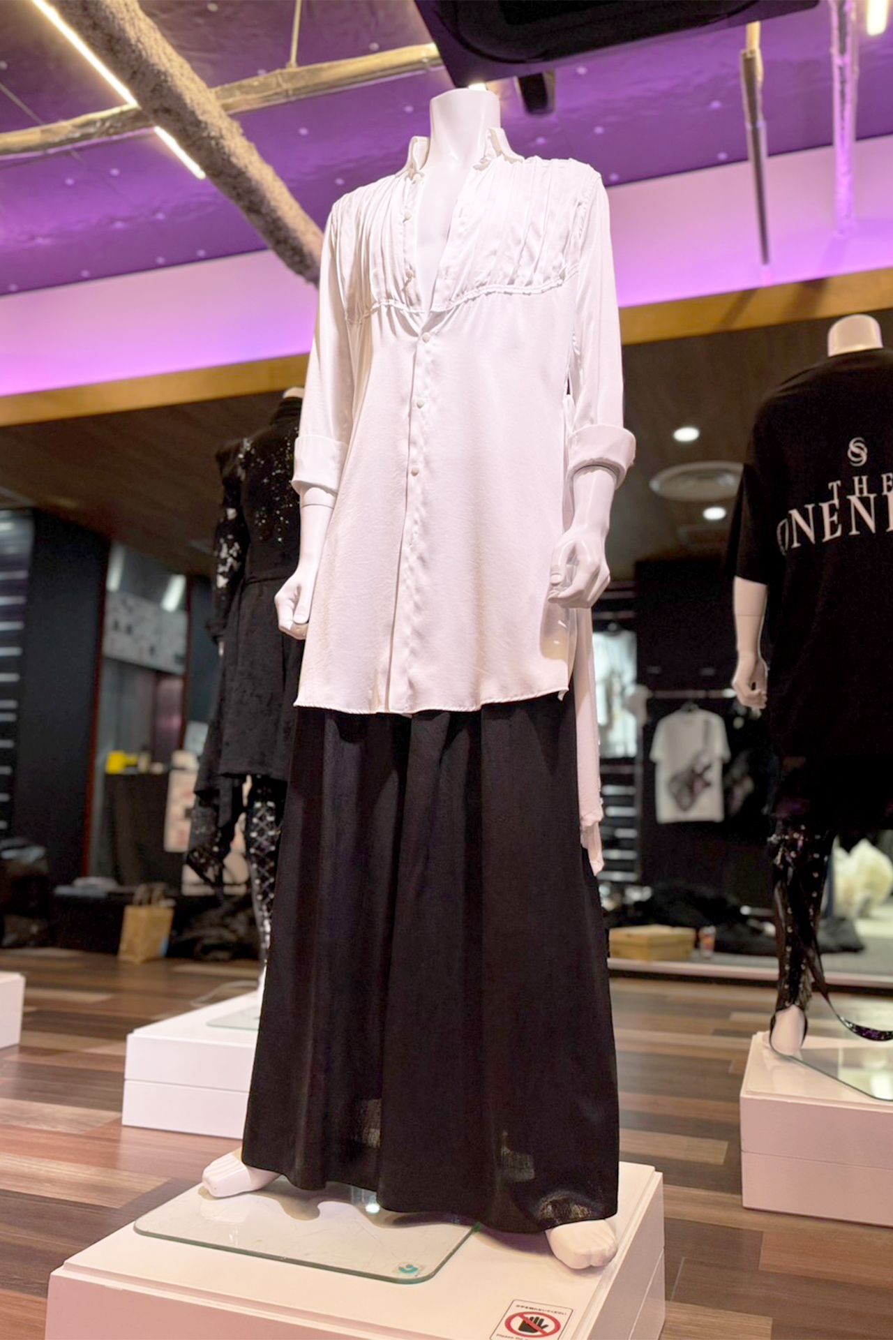 Drape Slacks / ドレープ スラックス