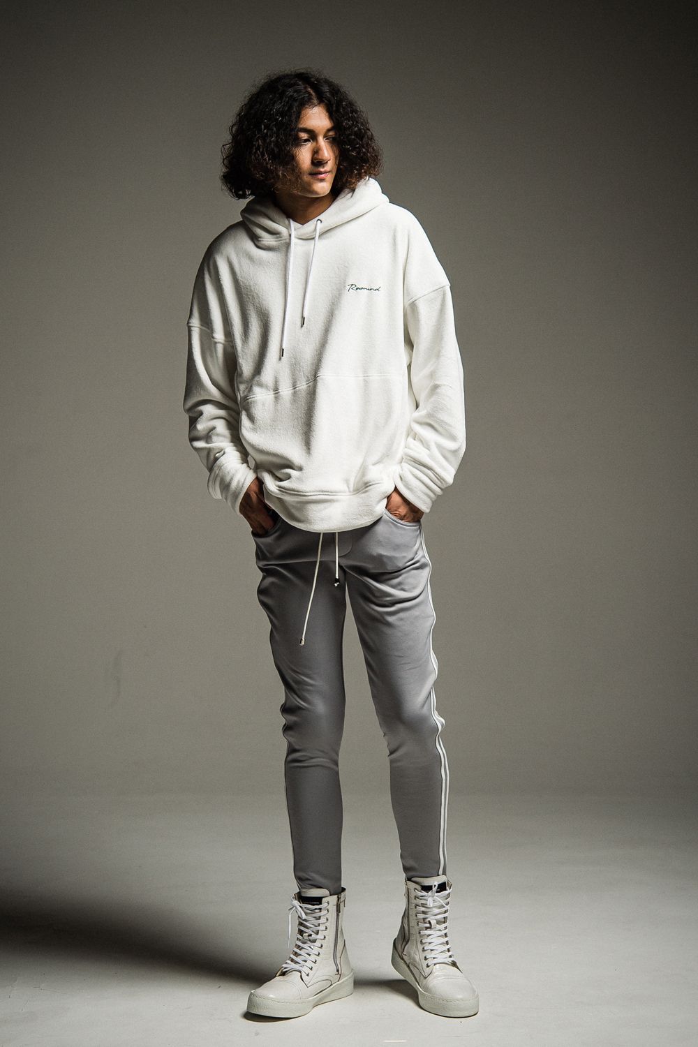 RESOUND CLOTHINGの冬に必須のあったかラインパンツ、カットソーが大量に入荷しました！！
