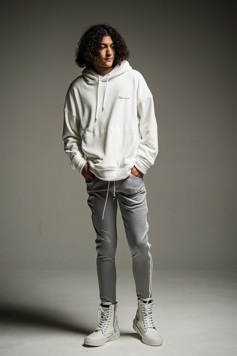 RESOUND CLOTHINGの冬に必須のあったかラインパンツ、カットソーが大量に入荷しました！！