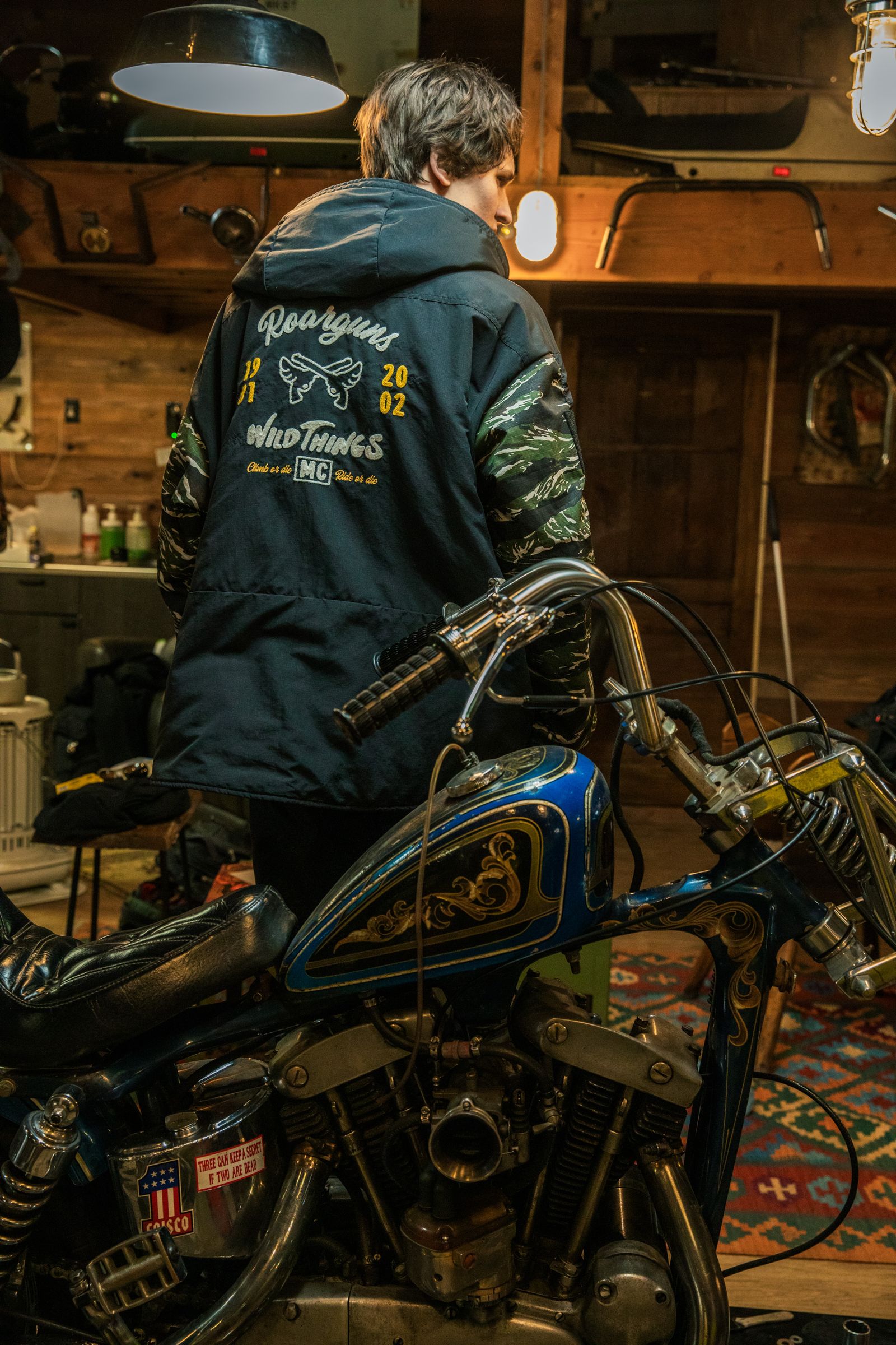 roarguns × WILD THINGS EMB / ロアーガンズ × ワイルドシングス ンブロイダリー