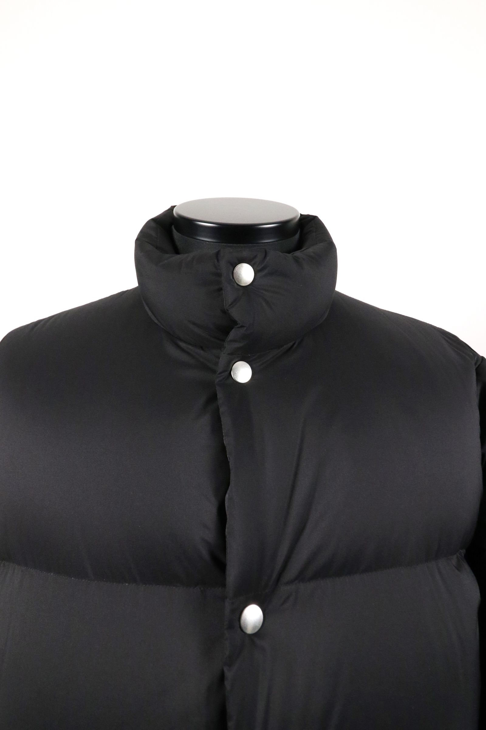 RECYCLE NYLON MINI RIPSTOP DOWN JACKET / リサイクルナイロン ミニリップストップ ダウンジャケット