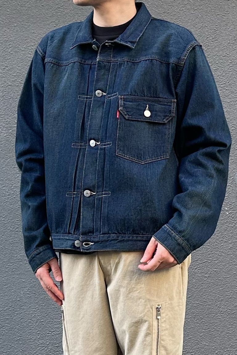 身長173cm 体重63kg M着用