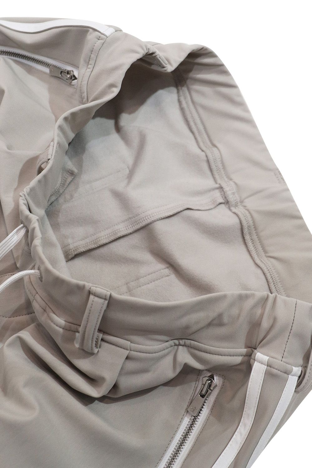 JOHNSON LINE HEAT WIDE TUCK PANTS / ジョンソン ヒート ワイドタックパンツ