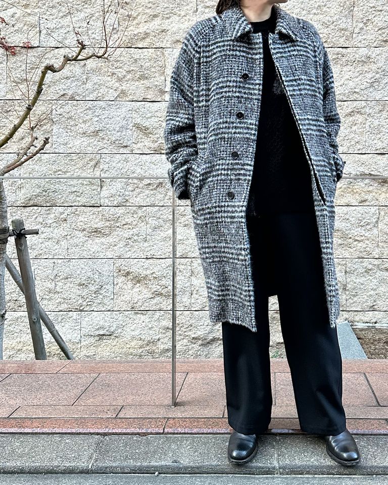 普段着からビジネスウェア、スーツのお供としても、高級感・希少な素材の良さを感じられるおすすめコートです。