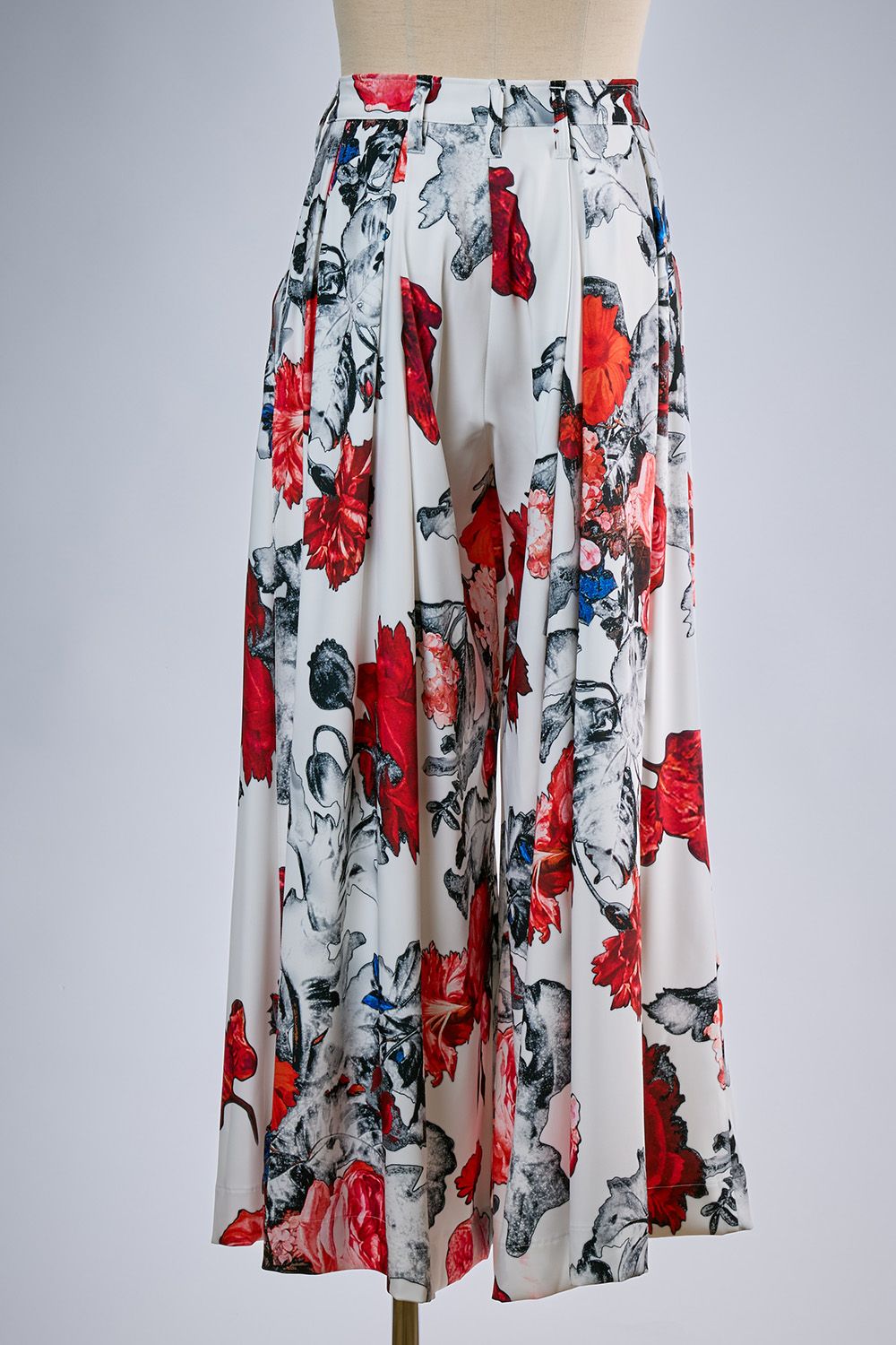 THE ONENESS-FLORA Drape Slacks / ザワンネス フローラ ドレープ スラックス