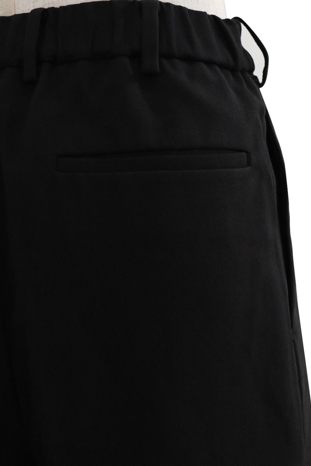 クラシックフィット トラウザース サバイバルクロス 黒 サイズ2 MARKAWARE - ORGANIC COTTON SURVIVAL CLOTH CLASSIC FIT