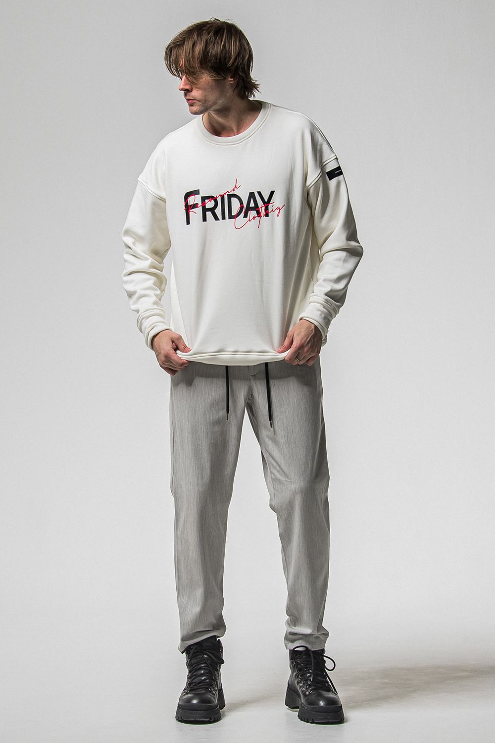FRIDAY OLD LOGO VELOURS FLEECE TRINER / FRIDAYコラボ オールドロゴ 裏ベロアフリーストレーナー
