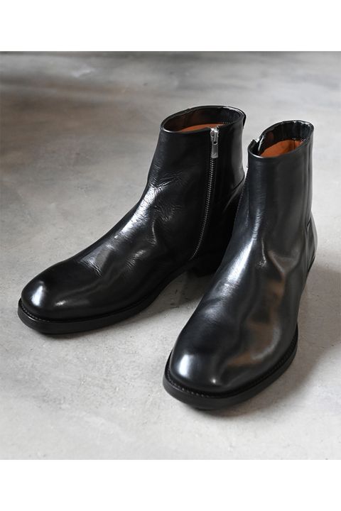 Side zip boots