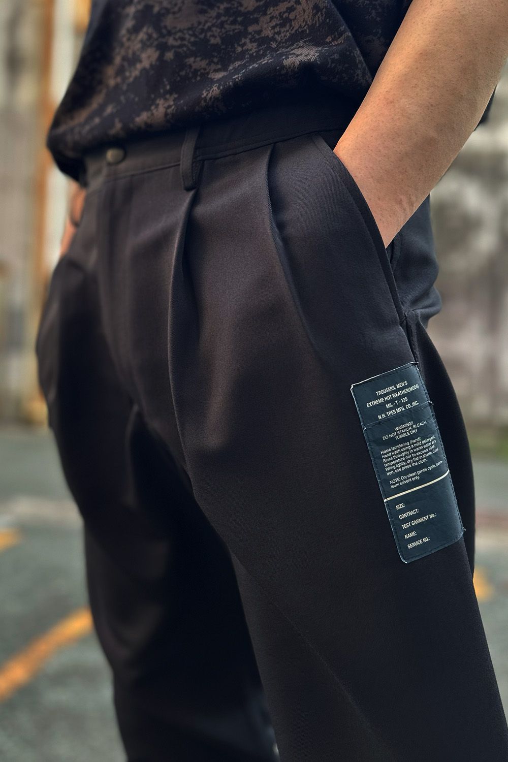 N.HOOLYWOOD TPES、新作パンツの着用イメージです！
