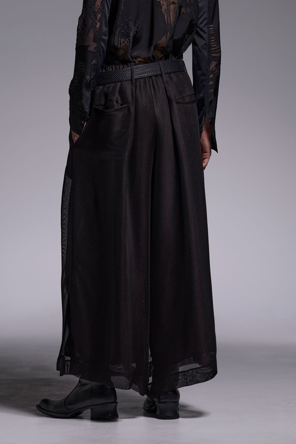 KARAMI Wide Tuck Slacks / カラミ ワイドタックスラックス