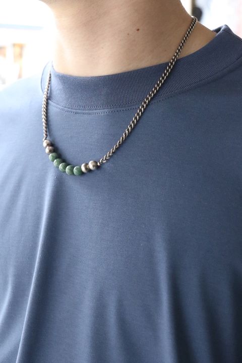 高級感のある生地とメッシュパーツ、デザイン性・機能性を備えたN.HOOLYWOODミリタリーラインのオーバーサイズT