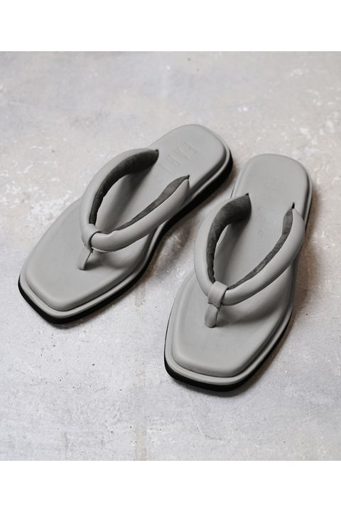 Mixed tong sandals / ミクスド レザー トング サンダル