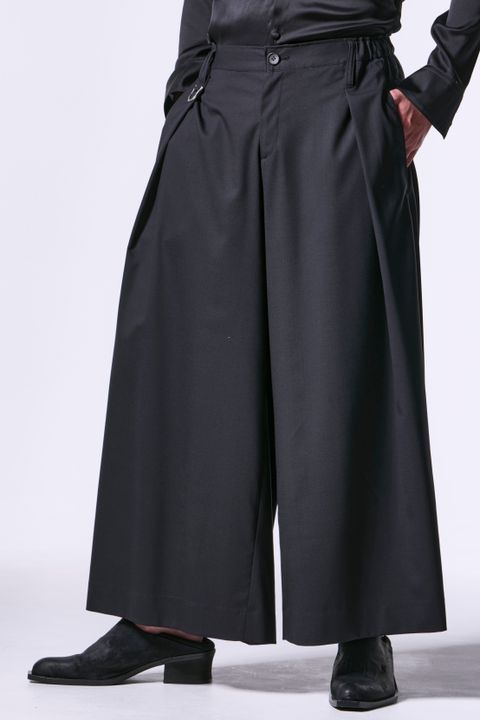 Slit Wide Tuck Slacks / スリットワイドタックスラックス