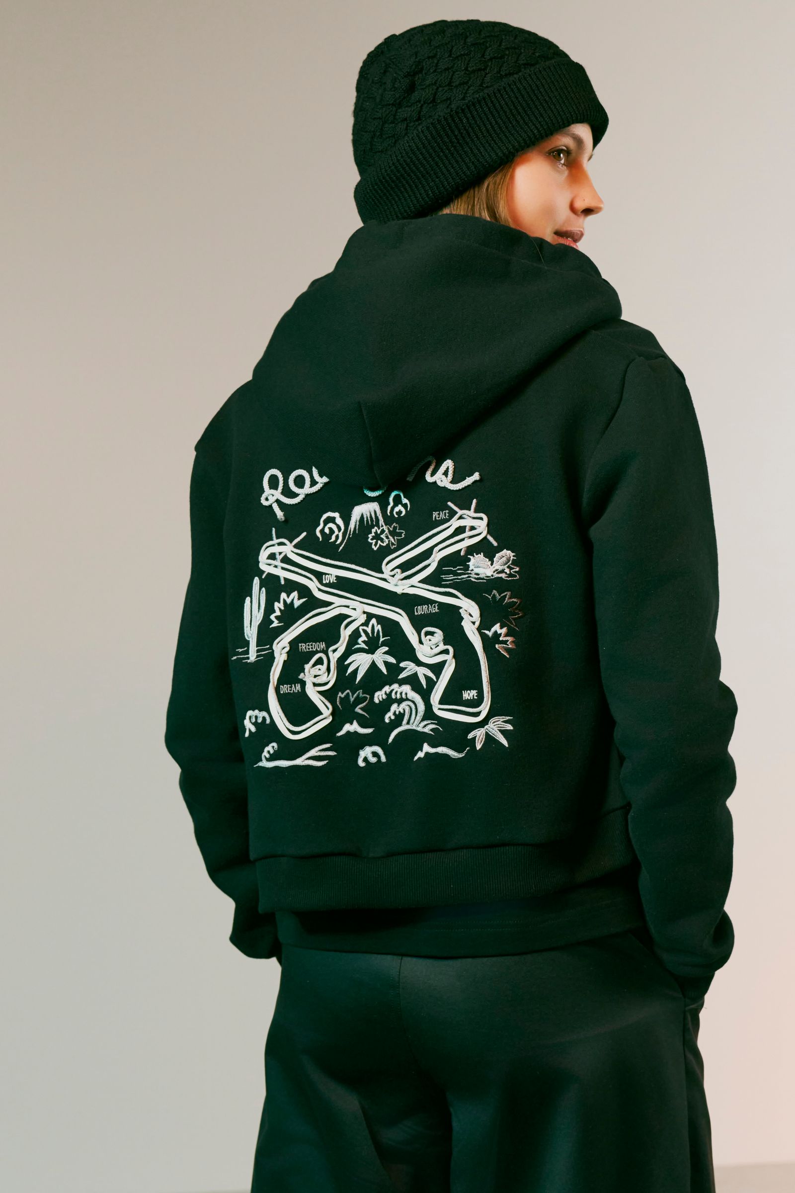 FAR BASKET KNIT CAP CROSSGUN CRYSTAL / ファー バスケット ニットキャップ クロスガン クリスタル