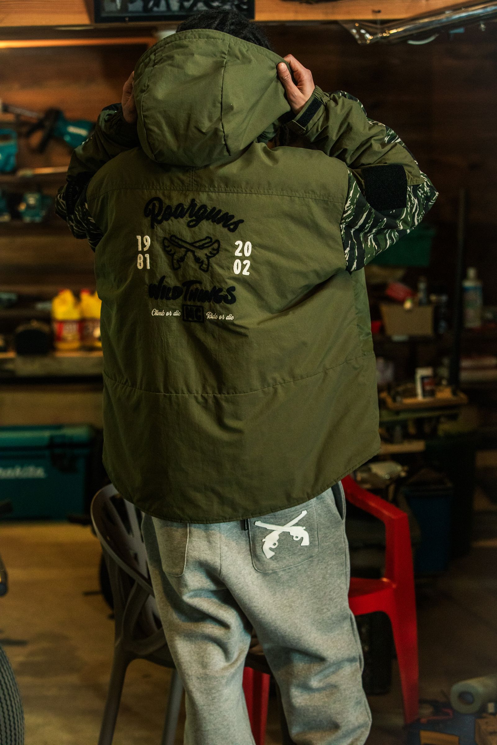 roarguns × WILD THINGS EMB / ロアーガンズ × ワイルドシングス ンブロイダリー